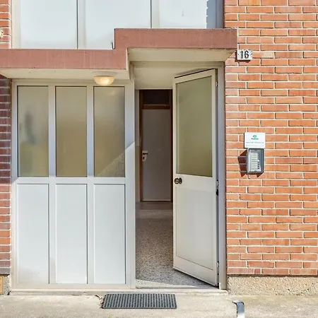 Sabbia D'oro Free Parking * 利尼亚诺萨比亚多罗