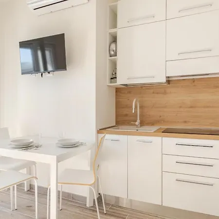 Sabbia D'oro Free Parking Apartment Lignano Sabbiadoro